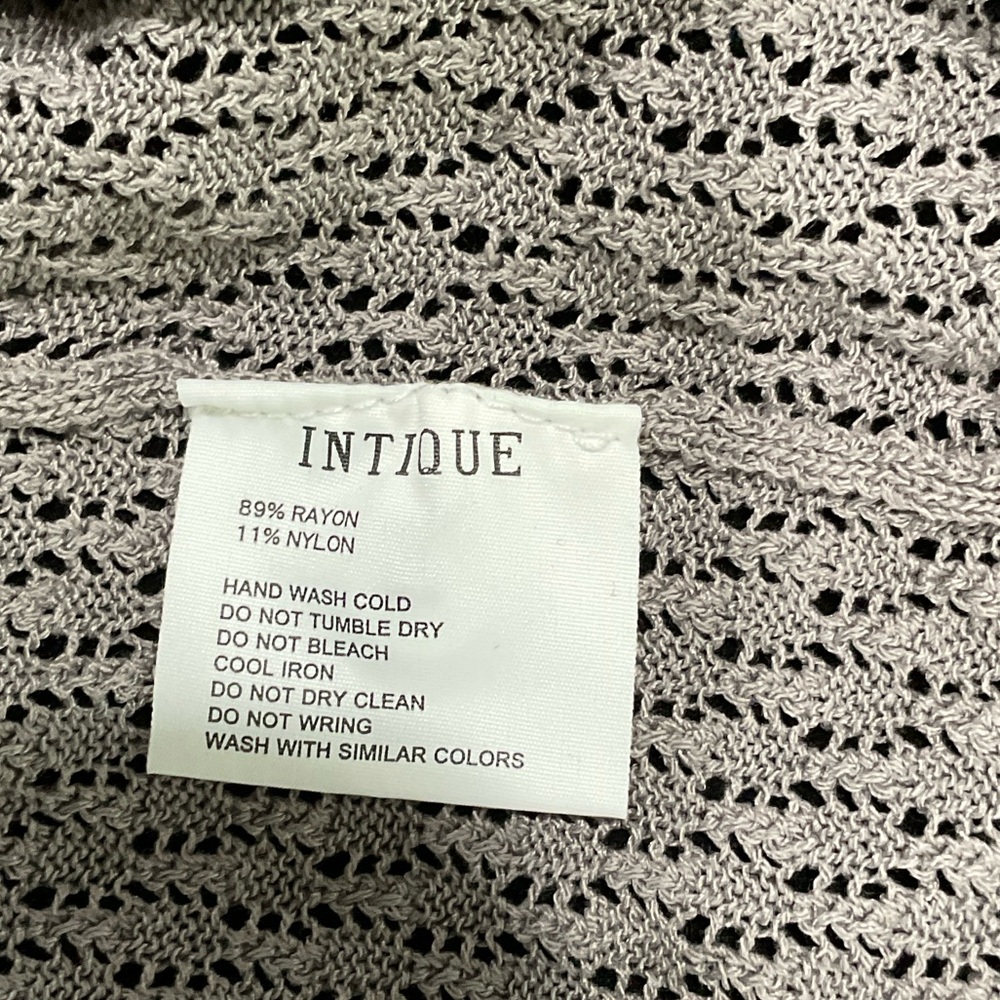 Intique Gray Sleeveless Knit Sweater Vest - Picture 5 of 11